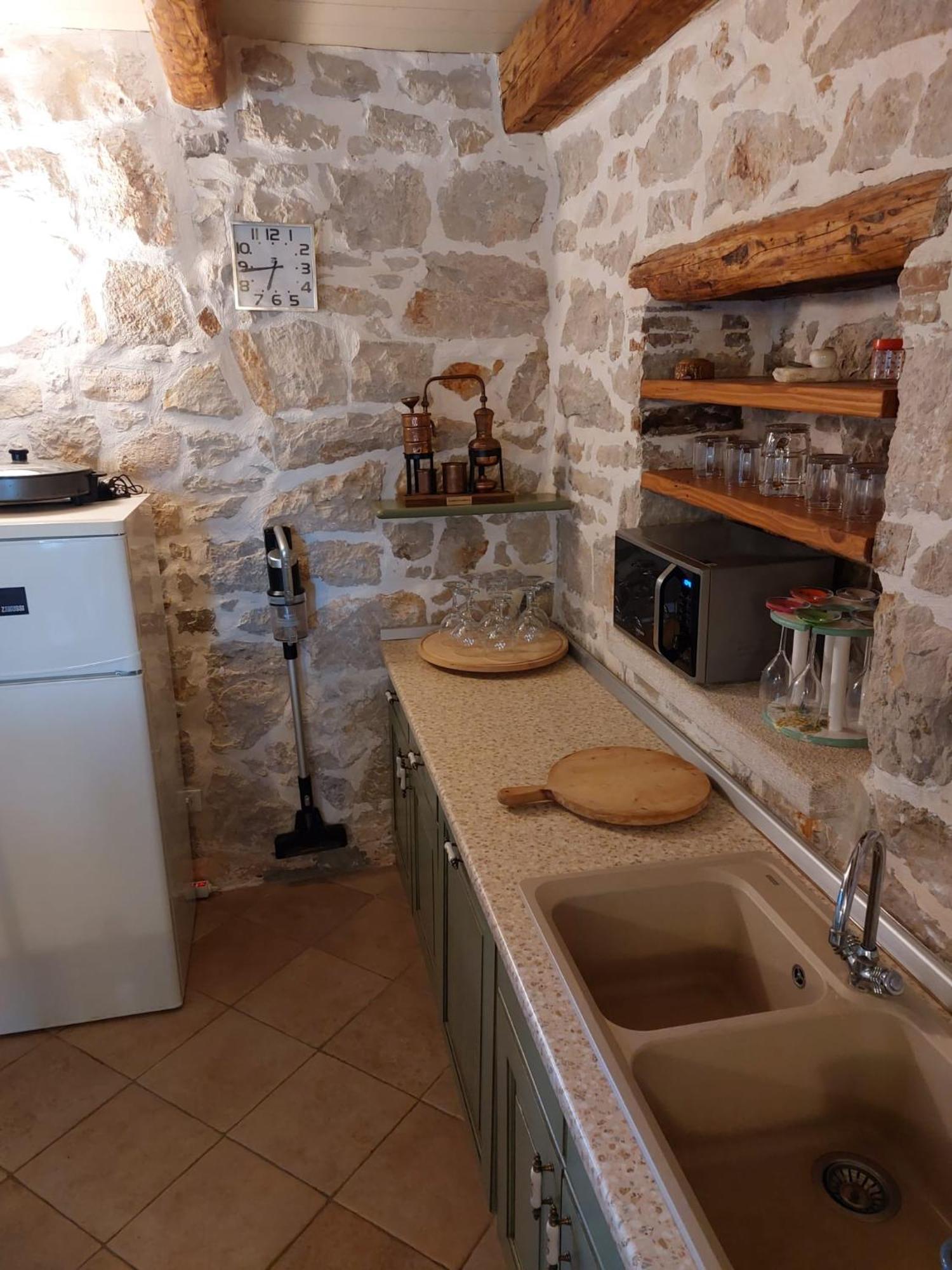 Villa Antonci-18, Pool, 3 Houses, Jacuzzi, Private Territory Antonci  Zewnętrze zdjęcie